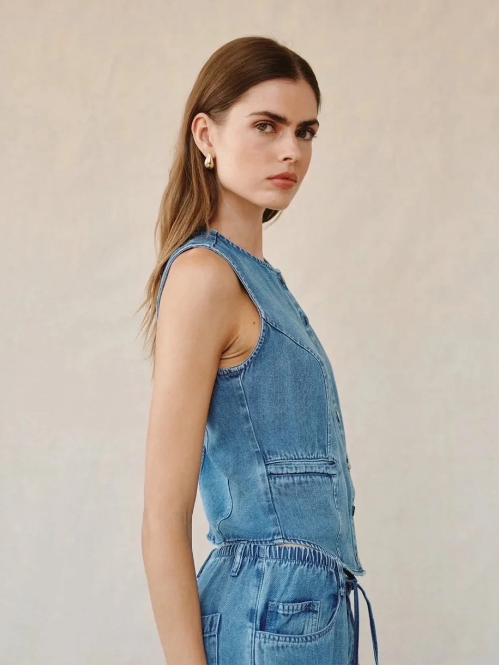 NWT BELLA DAHL Denim Medium Wash Western Boho Festival Summer Button Vest XS - Picture 2 of 8